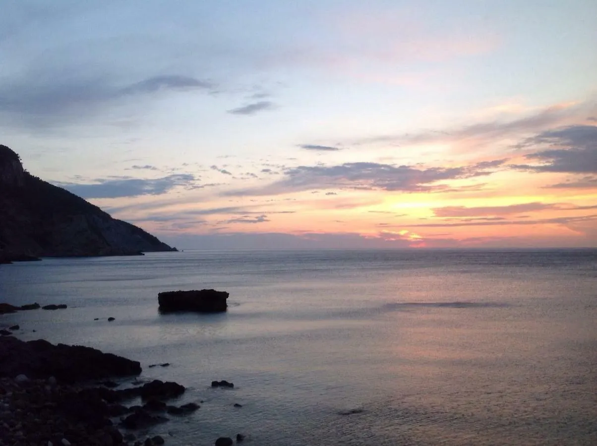Semesterbostad Home In Tramuntana Port des Canonge