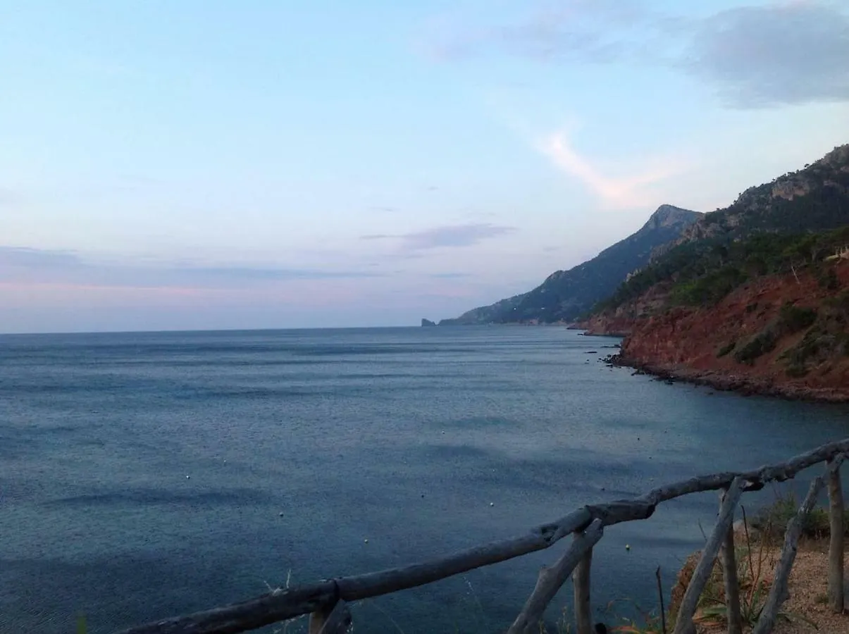 Home In Tramuntana Port des Canonge Semesterbostad